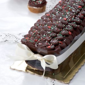 Κέικ Σοκολάτα Μπαστούνι με Γλάσσο 1.350 gr